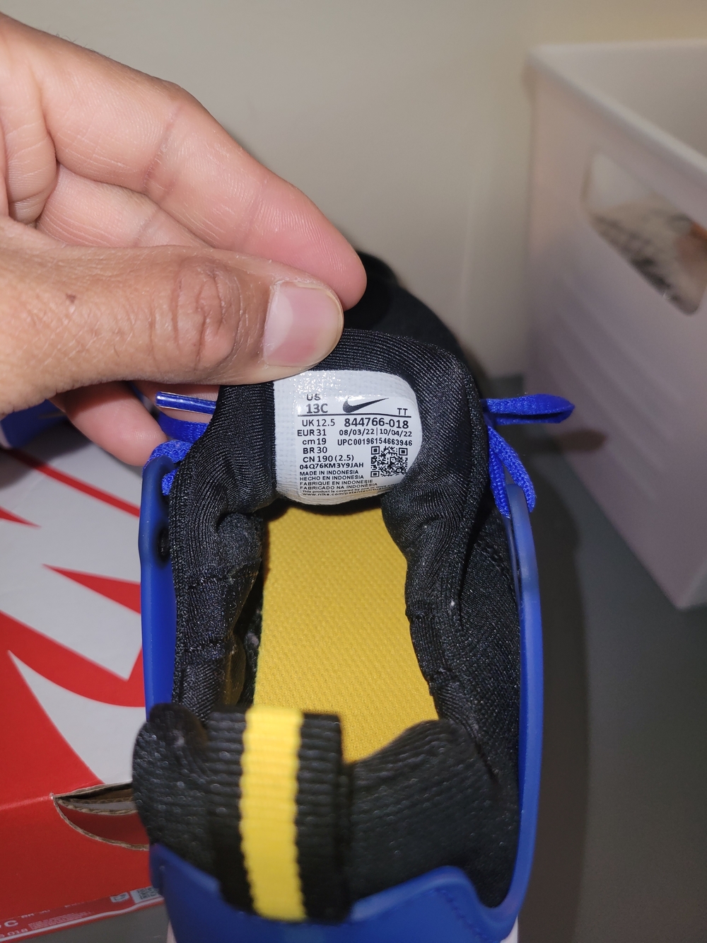 Nike Kids' Black & Royal Blue Presto Shoes with Yellow Accents - Picture 6 of 7